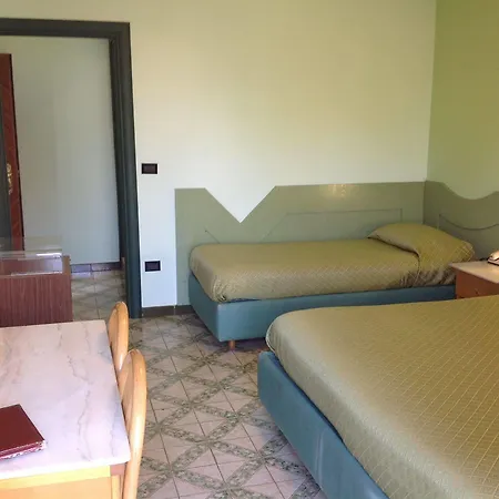 Giovanna Hotel