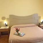 Giovanna Hotel