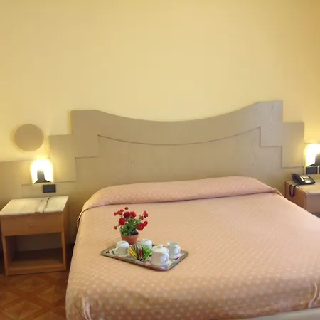 Giovanna Hotel